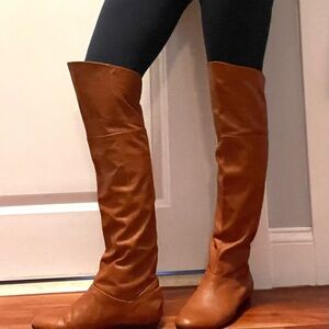Chinese Laundry Flat Leather Cognac Knee-High Boots. Size 8.5